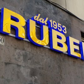 Insegne a Lettere in Plastica 1
