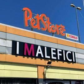 Insegne a Lettere in Plastica 1