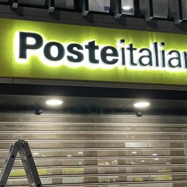 Insegne a Lettere in Lamiera 1