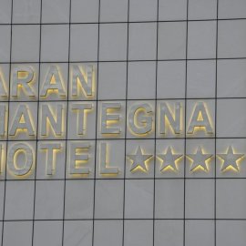 Insegne a Lettere in Lamiera 1