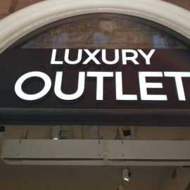 Insegne a Lettere in Plastica 1