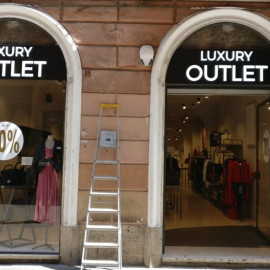 Insegne a Lettere in Plastica 1