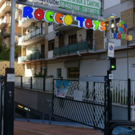 Insegne a Lettere in Plastica 1